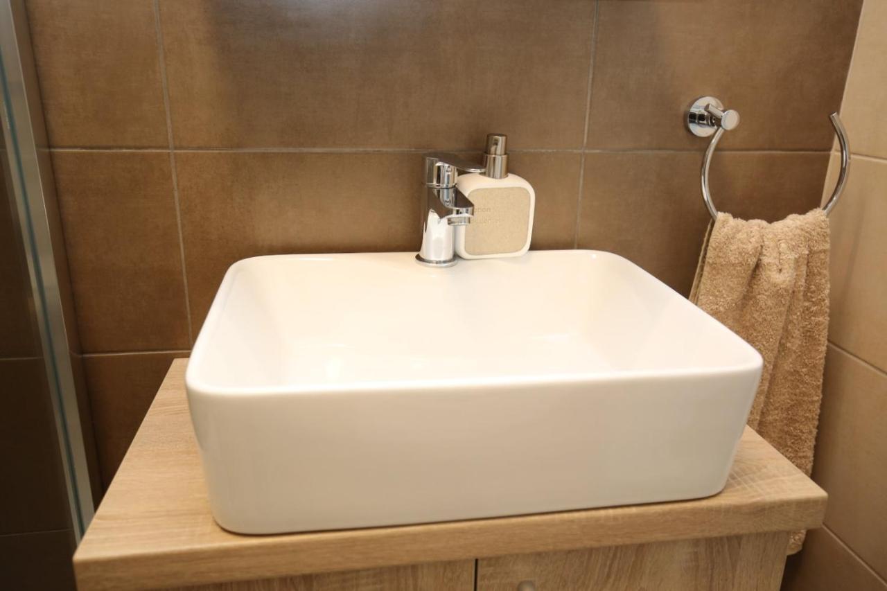 Studio Apartment Koko Rijeka Luaran gambar